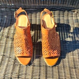 Cutout Sandals (Cognac Brown)